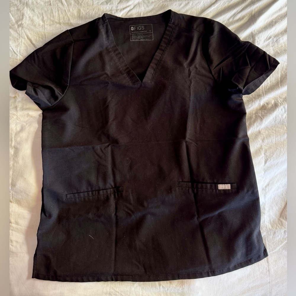 Figs Women's Scrub Set - Casma Top XL / Zamora Jogger XL - BLACK - Picture 8 of 16